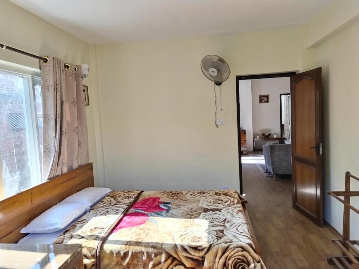 Rooftop Studio And 2Bhk Apartments In Kathmandu'S Most Happening Place Zewnętrze zdjęcie